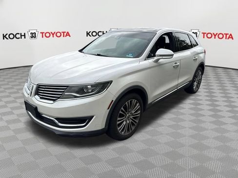 Used 2016 Lincoln MKX Reserve w/ Climate Package AWD/4WD image 3