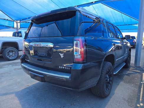 Used 2020 GMC Yukon Denali w/ Open Road Package RWD image 3