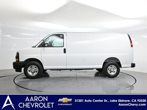 New 2026 Chevrolet Express 2500 w/ Driver Convenience Package RWD image 40