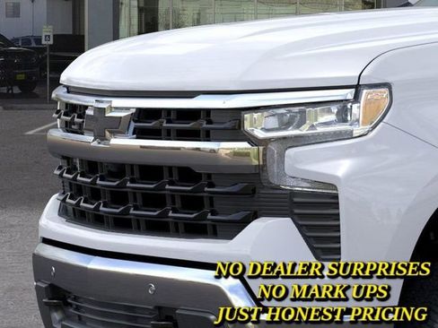 New 2026 Chevrolet Silverado 1500 LT w/ Texas Edition Plus RWD image 13