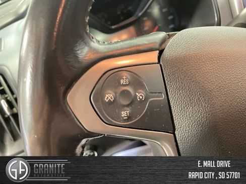 Used 2015 Chevrolet Colorado Z71 AWD/4WD image 31