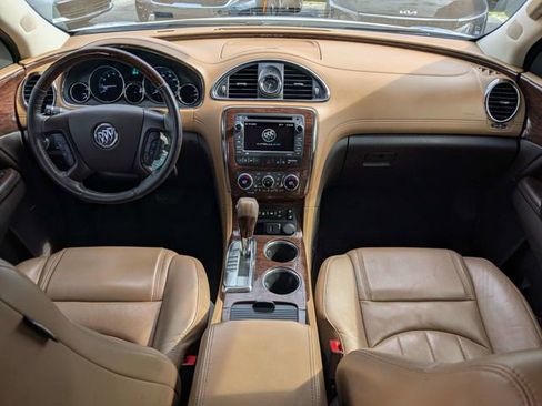 Used 2017 Buick Enclave Premium w/ Experience Buick Package FWD image 14