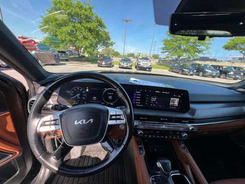 Used 2023 Kia Telluride AWD image 46
