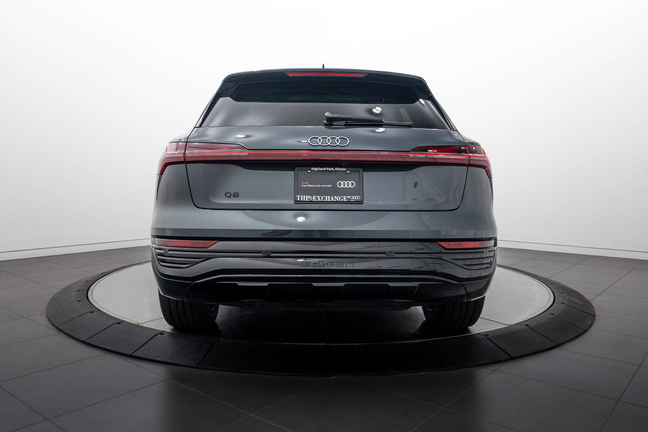 Certified 2024 Audi Q8 e-tron Prestige w/ Prestige Package AWD/4WD image 24