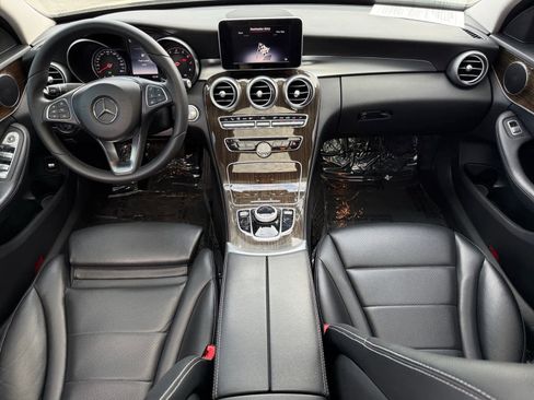 Used 2017 Mercedes-Benz C 300 4MATIC Sedan image 12