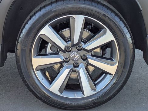 Certified 2023 Honda Pilot Touring image 22