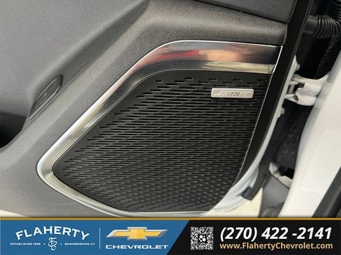 Used 2025 GMC Acadia Elevation w/ Elevation Premium Package FWD image 24