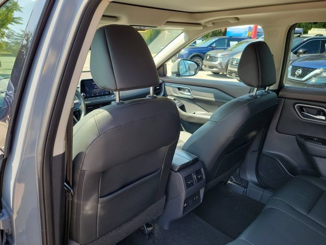 Certified 2021 Nissan Rogue SL FWD image 14