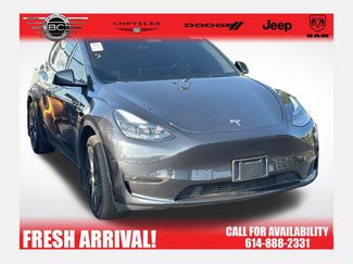 Used 2024 Tesla Model Y Long Range RWD video 1