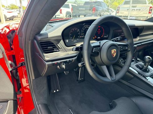 Used 2026 Porsche 911 GT3 RWD image 15