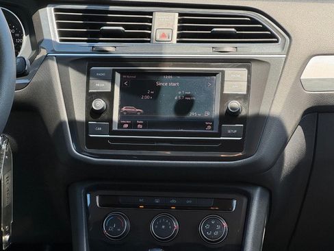 Used 2019 Volkswagen Tiguan S w/ Driver Assistance Package AWD/4WD image 13