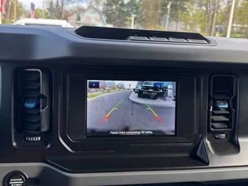 Certified 2022 Ford Bronco Black Diamond AWD/4WD image 30