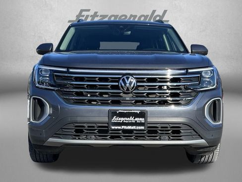 Used 2025 Volkswagen Atlas SE image 5