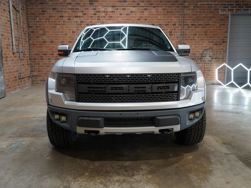 Used 2014 Ford F150 Raptor w/ Equipment Group 801A Luxury image 5