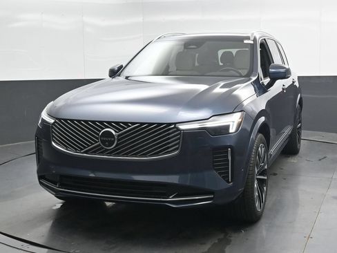 Used 2026 Volvo XC90 B6 Plus AWD/4WD image 5