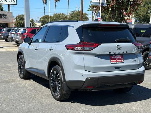 Used 2026 Nissan Rogue Dark Armor AWD/4WD image 4