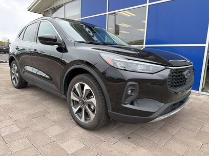 Used 2025 Ford Escape Platinum