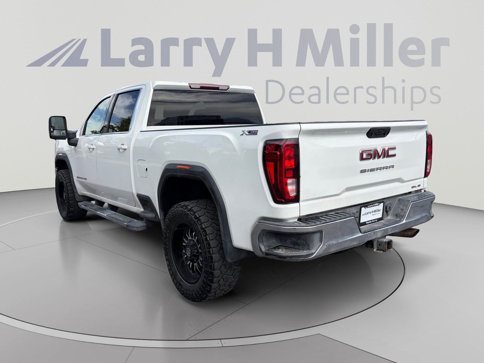 Used 2020 GMC Sierra 2500 SLE w/ SLE Convenience Package AWD/4WD image 3