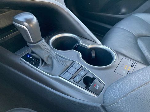 Used 2023 Toyota Camry XLE w/ Cold Weather Package FWD image 26