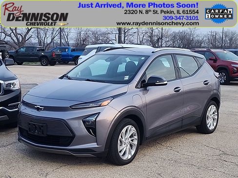 Used 2023 Chevrolet Bolt EUV LT w/ Comfort Package image 1