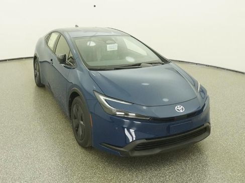 New 2026 Toyota Prius LE image 14