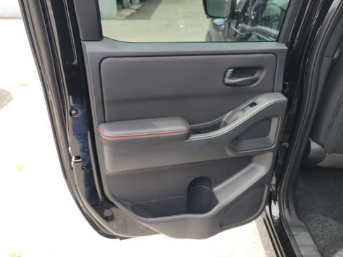New 2026 Nissan Frontier PRO-4X w/ Pro-4x Convenience Package AWD/4WD image 10