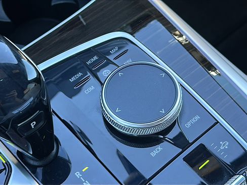 Used 2021 BMW X5 sDrive40i w/ M Sport Package image 36