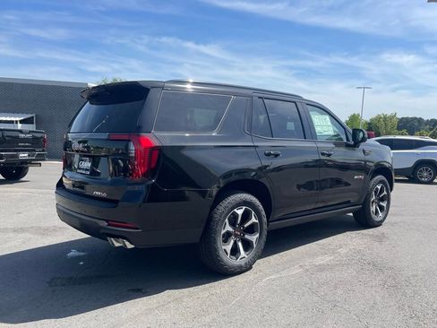 New 2026 GMC Yukon AT4 Ultimate AWD/4WD image 8