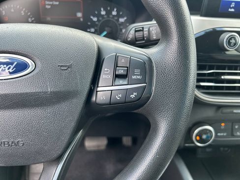 Used 2021 Ford Escape SE FWD image 22