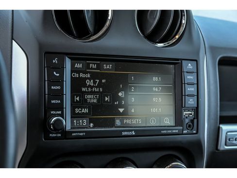 Used 2014 Jeep Compass Latitude AWD/4WD image 23