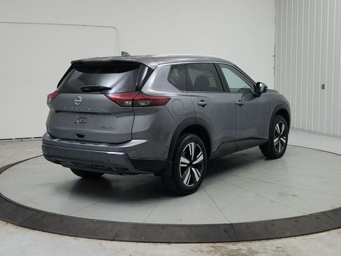 Used 2025 Nissan Rogue SL w/ SL Premium Package AWD/4WD image 8