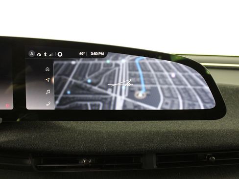 Used 2024 Lucid Air Pure image 17