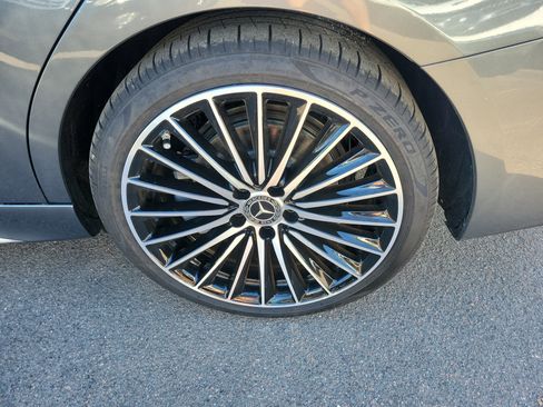 Certified 2025 Mercedes-Benz C 300 Sedan image 5