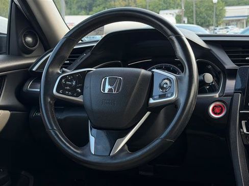 Used 2020 Honda Civic Touring image 28