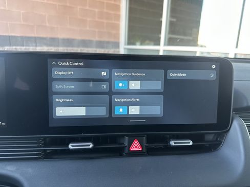 Used 2025 Hyundai Ioniq 5 SE RWD image 24