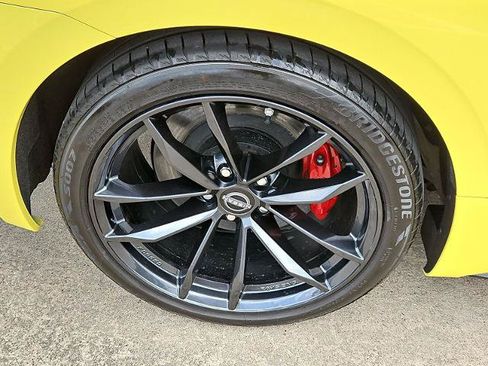 Certified 2024 Nissan Z Performance w/ Floor Mat Package RWD image 10