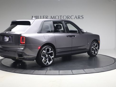 New 2027 Rolls-Royce Cullinan Black Badge AWD/4WD image 2