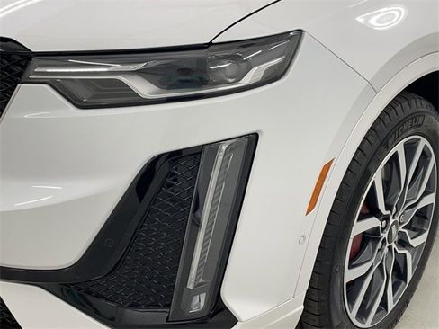 Certified 2024 Cadillac XT6 Sport w/ Technology Package image 15