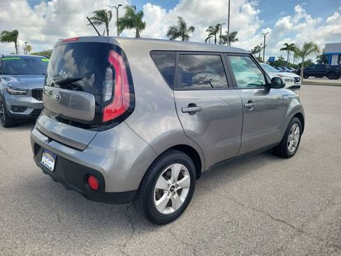 Used 2019 Kia Soul FWD image 4