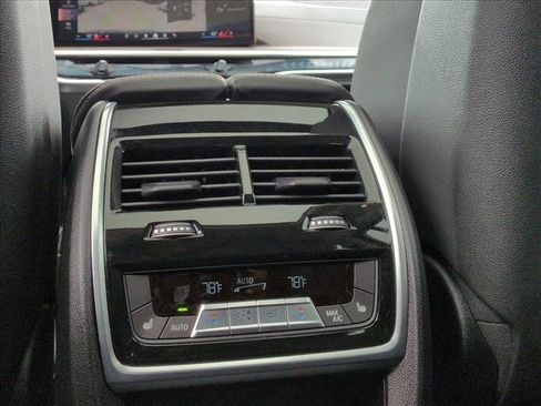 Certified 2026 BMW X7 xDrive40i AWD/4WD image 17
