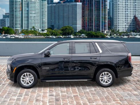 Used 2025 Chevrolet Tahoe LT image 8