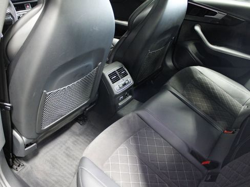 Used 2021 Audi S4 Prestige w/ Prestige Package image 41