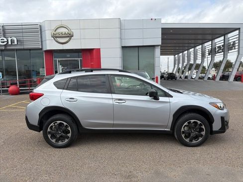 Used 2023 Subaru Crosstrek 2.0i image 5