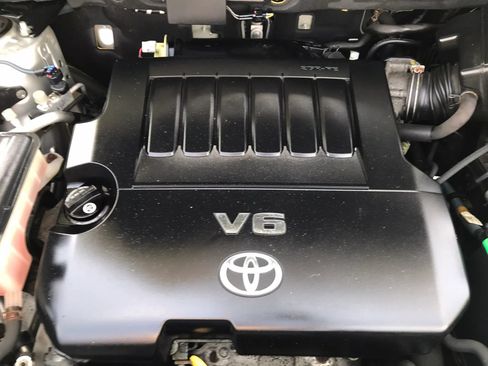 Used 2006 Toyota RAV4 Limited AWD/4WD image 47