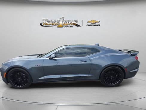Used 2021 Chevrolet Camaro LT RWD image 5