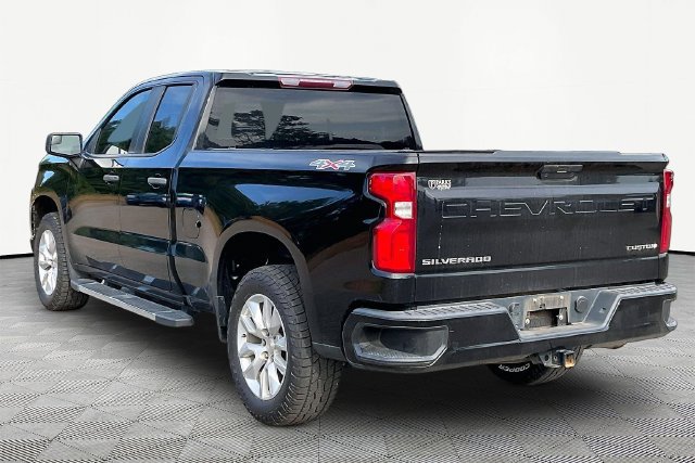 Used 2022 Chevrolet Silverado 1500 Custom AWD/4WD image 4