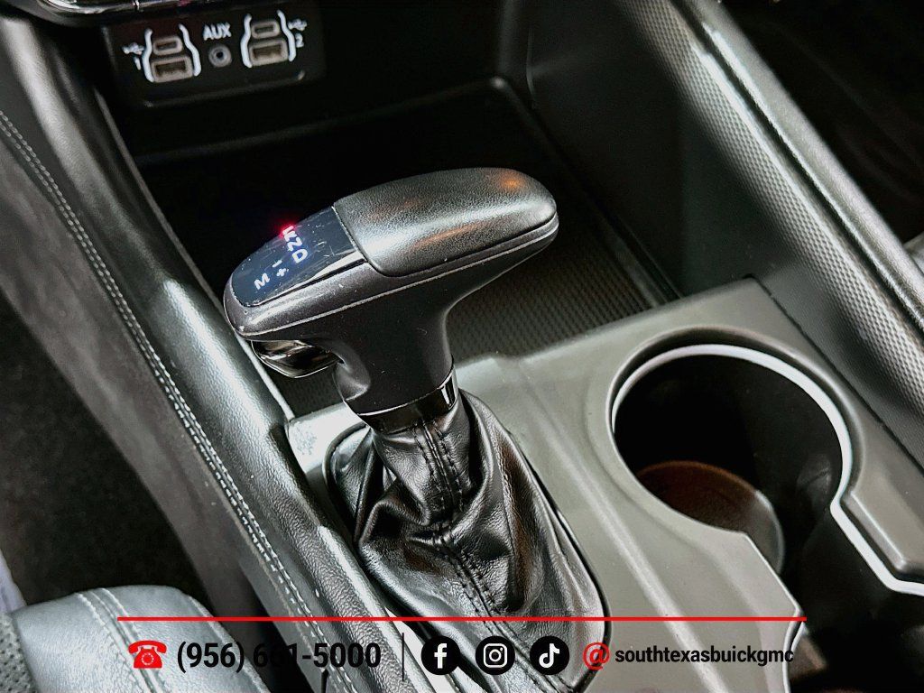 Used 2022 Dodge Durango GT RWD image 17