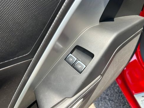 Used 2015 Chevrolet Corvette Z06 w/ 3LZ Preferred Equipment Group RWD image 13