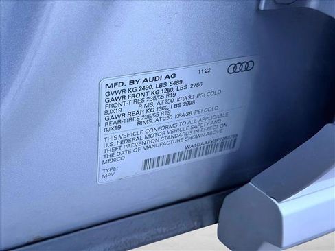 Used 2023 Audi Q5 2.0T Premium w/ Convenience Package image 24