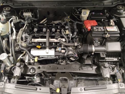 Used 2023 Nissan Kicks SR FWD image 30